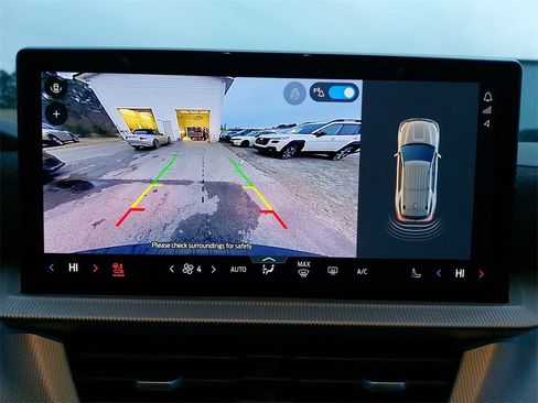 Used 2025 Ford Explorer Active w/ Active Comfort Package image 20