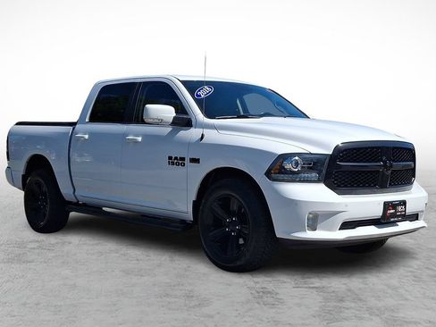Used 2018 RAM 1500 Sport w/ Convenience Group AWD/4WD image 3
