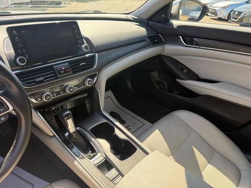 Used 2019 Honda Accord EX-L image 8