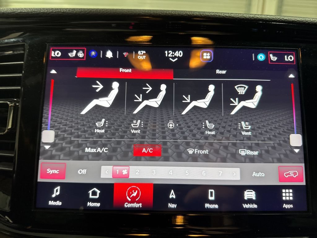 Used 2025 Dodge Durango GT AWD/4WD image 28