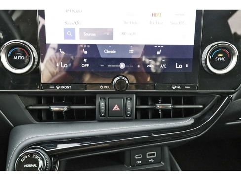 Used 2025 Lexus NX 250 FWD image 24
