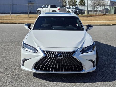 Certified 2023 Lexus ES 300h Ultra Luxury w/ Accessory Package (Z2) image 2