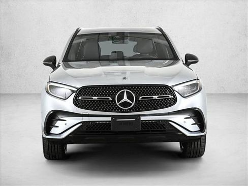 Certified 2025 Mercedes-Benz GLC 300 4MATIC image 2