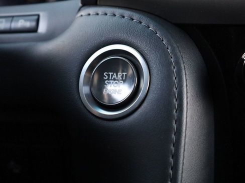 Used 2021 Lexus LX 570 4WD w/ Luxury Package image 38