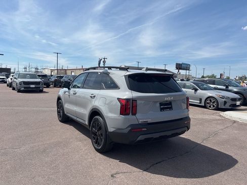 Used 2023 Kia Sorento S w/ Panoramic Sunroof Package AWD/4WD image 7