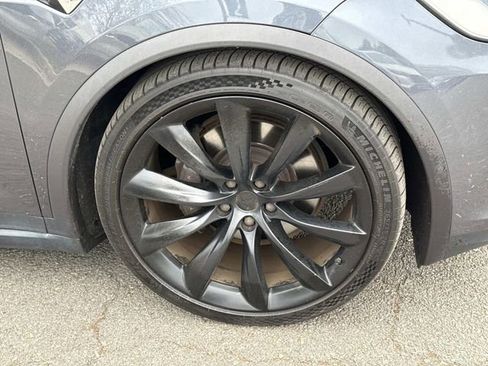 Used 2019 Tesla Model X Long Range AWD/4WD image 7