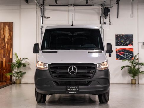 Used 2021 Mercedes-Benz Sprinter 2500 w/ Driver Convenience Package image 41
