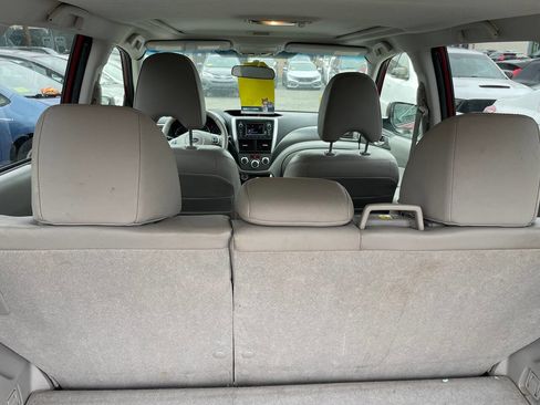 Used 2011 Subaru Forester 2.5X Limited AWD/4WD image 9