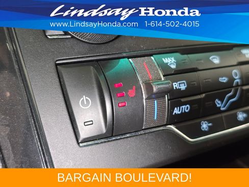 Used 2016 Ford Explorer XLT w/ Equipment Group 202A AWD/4WD image 20