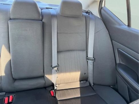 Used 2025 Nissan Altima 2.5 SV FWD image 15