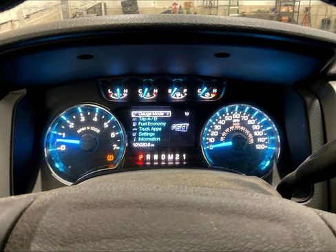 Used 2013 Ford F150 XLT w/ Luxury Equipment Group image 19