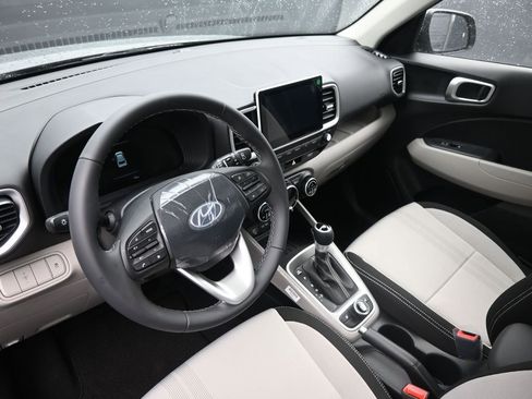 New 2026 Hyundai Venue SEL FWD image 20