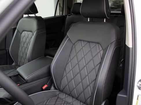 New 2026 Volkswagen Atlas SEL Premium R-Line AWD/4WD image 12