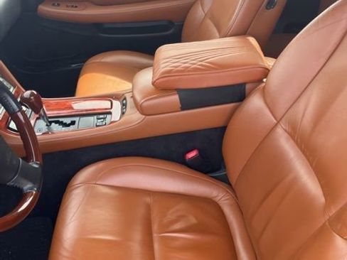 Used 2004 Lexus SC 430 Convertible image 10