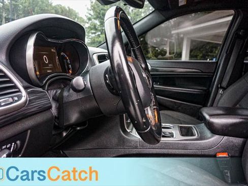 Used 2021 Jeep Grand Cherokee Laredo RWD image 17