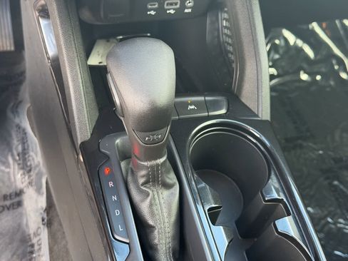 Used 2023 Chevrolet TrailBlazer LT image 27