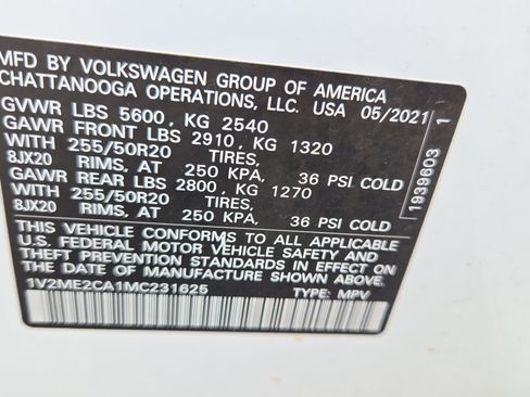 Used 2021 Volkswagen Atlas Cross Sport SE image 30