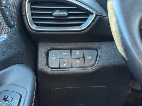 Used 2020 Hyundai Santa Fe Limited image 34