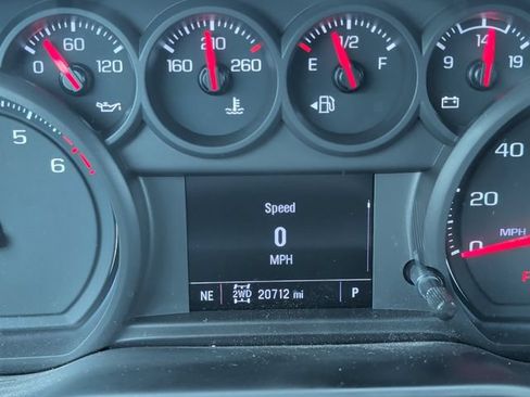 Used 2024 Chevrolet Silverado 1500 W/T w/ WT Value Package AWD/4WD image 15