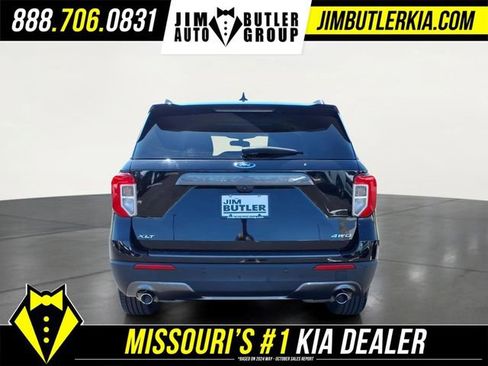 Used 2021 Ford Explorer XLT AWD/4WD image 25