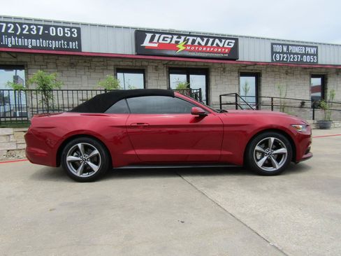 Used 2017 Ford Mustang Convertible w/ Equipment Group 051A RWD image 6