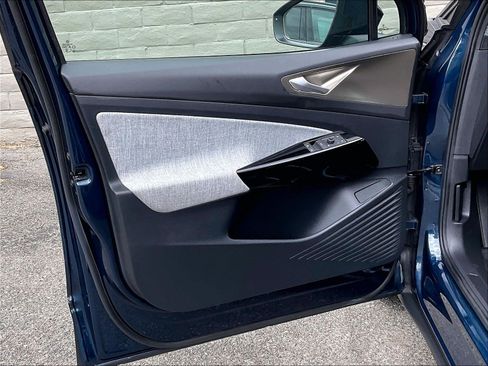 Certified 2023 Volkswagen ID.4 Pro RWD image 21