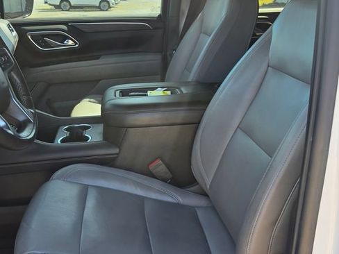 Used 2021 Chevrolet Tahoe Z71 w/ Z71 Signature Package AWD/4WD image 6