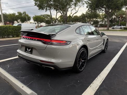 Used 2021 Porsche Panamera image 51