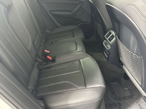 Used 2024 Audi Q5 2.0T Premium Plus image 25