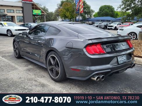 Used 2018 Ford Mustang GT Premium w/ Equipment Group 401A RWD image 3