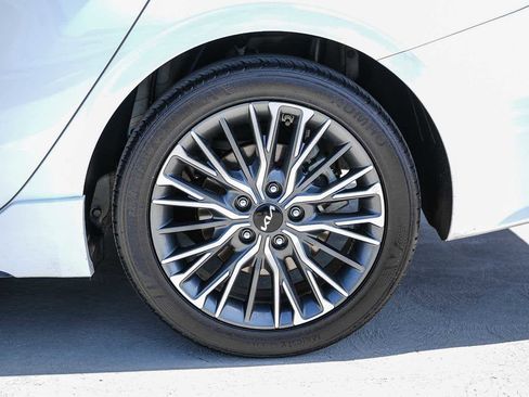 Used 2024 Kia Forte GT-Line FWD image 10