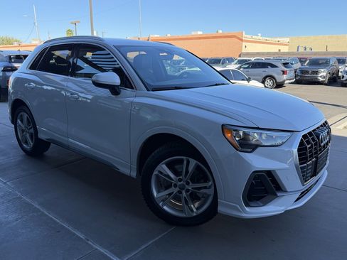 Used 2020 Audi Q3 2.0T Premium w/ Convenience Package image 6