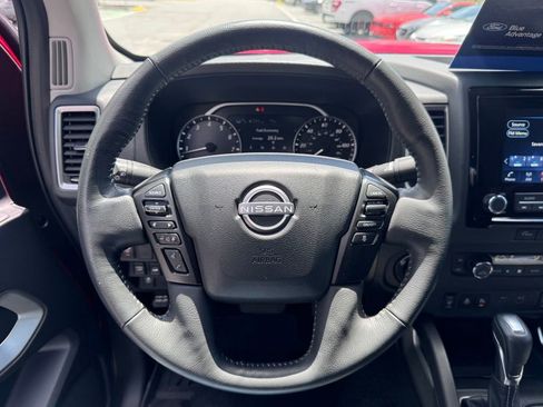 Used 2024 Nissan Frontier SV w/ SV Convenience Package AWD/4WD image 12