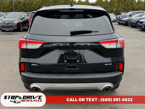 Used 2021 Ford Escape SEL w/ Technology Package image 4