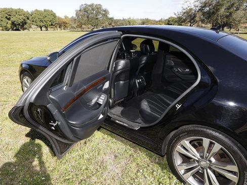 Used 2014 Mercedes-Benz S 550 Sedan image 29