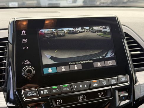 Used 2023 Honda Odyssey Elite image 21