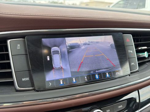 Used 2020 Buick Enclave Avenir w/ Avenir Technology Package image 27