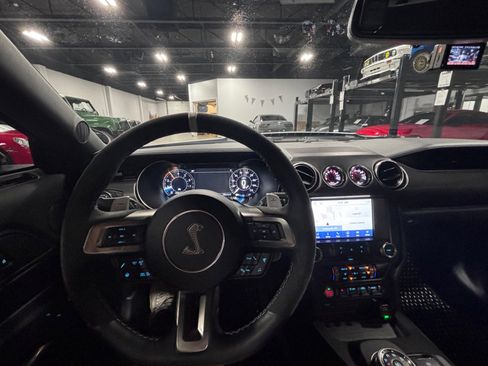 Used 2022 Ford Mustang Shelby GT500 w/ Technology Package image 36