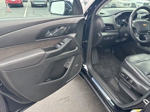 Used 2020 Chevrolet Traverse High Country w/ LPO, Floor Liner Package image 10