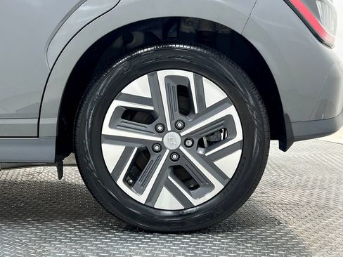 Used 2023 Hyundai Kona Limited FWD image 38
