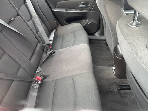 Used 2015 Chevrolet Cruze LT image 7