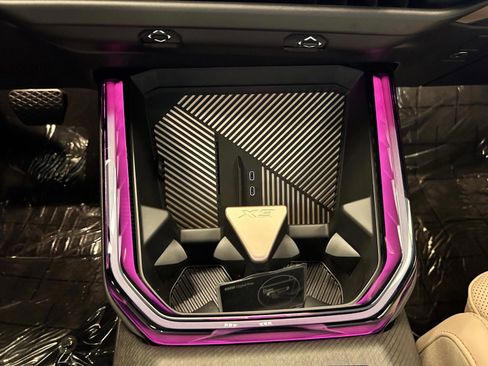 Used 2025 BMW X3 xDrive30i image 11