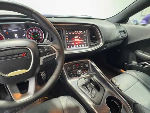 Used 2016 Dodge Challenger R/T Plus RWD image 26