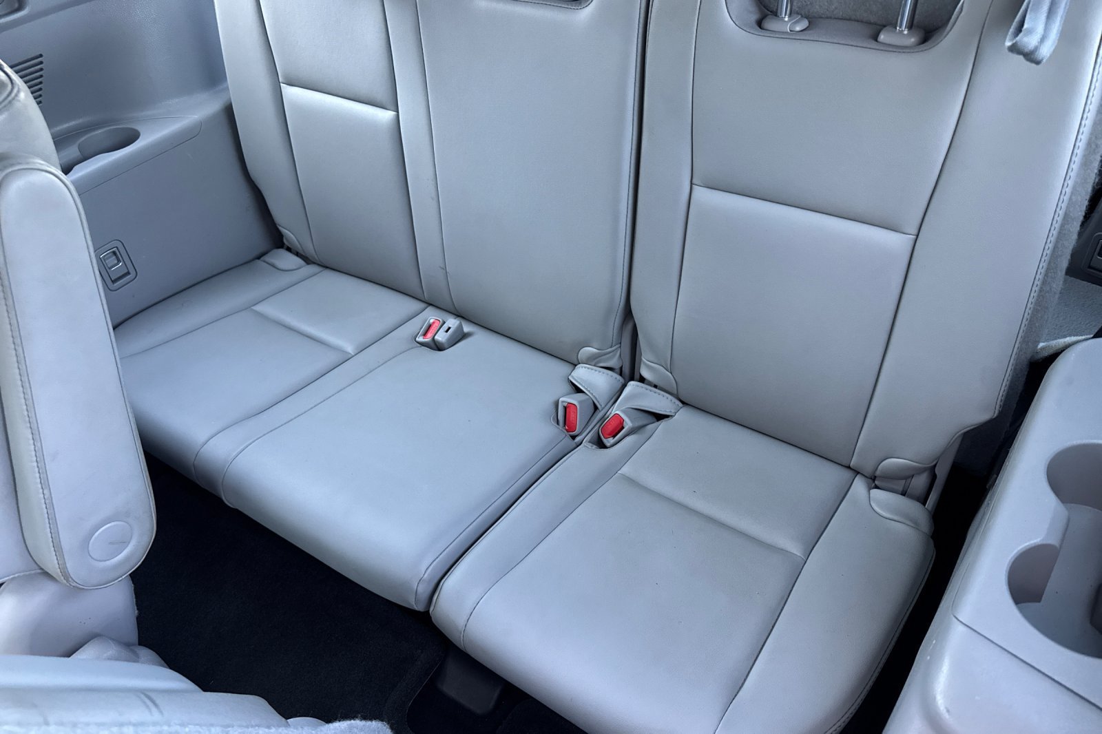 Used 2015 Toyota Highlander Limited FWD image 19