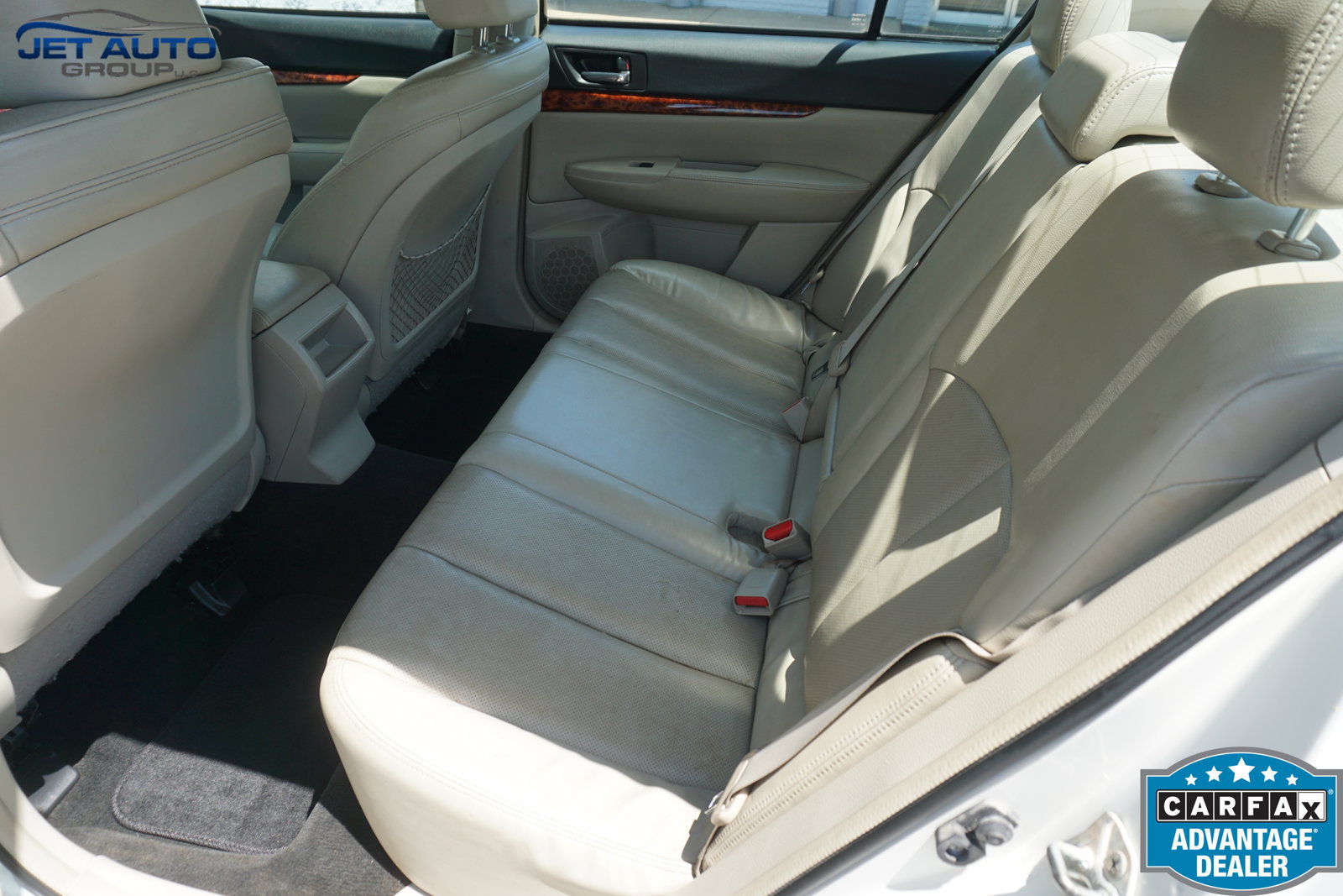 Used 2011 Subaru Legacy 2.5i Limited w/ Appearance Package 1H AWD/4WD image 19