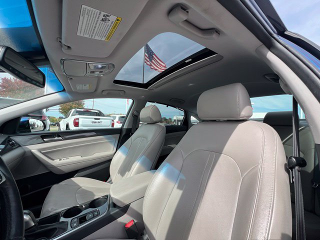 Used 2018 Hyundai Sonata Limited w/ Limited Ultimate Package 03 FWD image 17