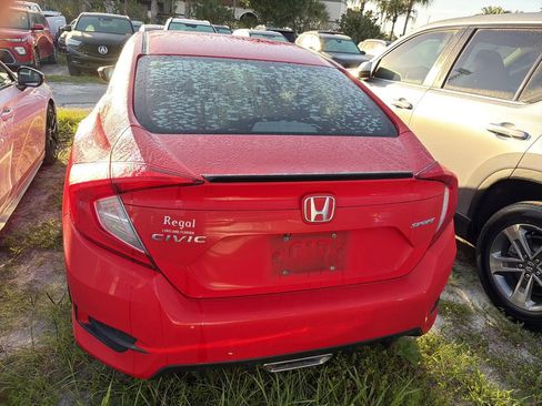 Used 2020 Honda Civic Sport image 10