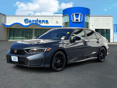Certified 2025 Honda Civic Sport image 3