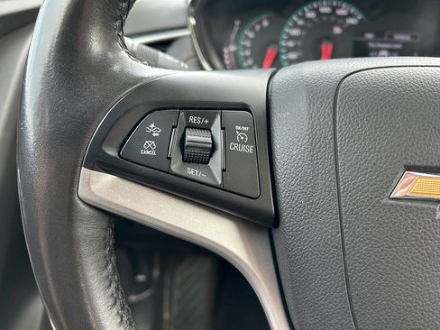 Used 2019 Chevrolet Trax Premier image 12