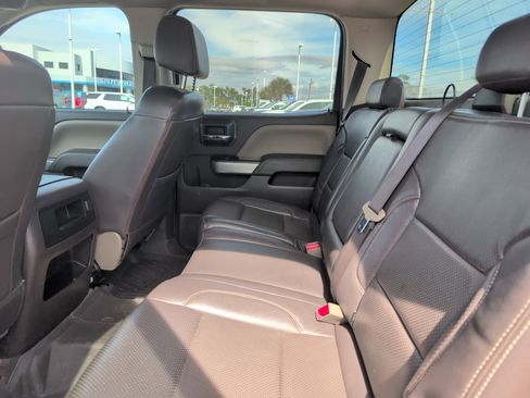 Used 2018 Chevrolet Silverado 1500 LT w/ All Star Edition image 29
